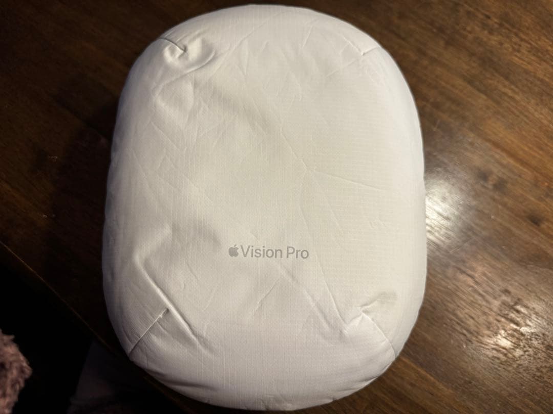 美品 Apple Vision Pro 256GB【別売トラベルケース付】