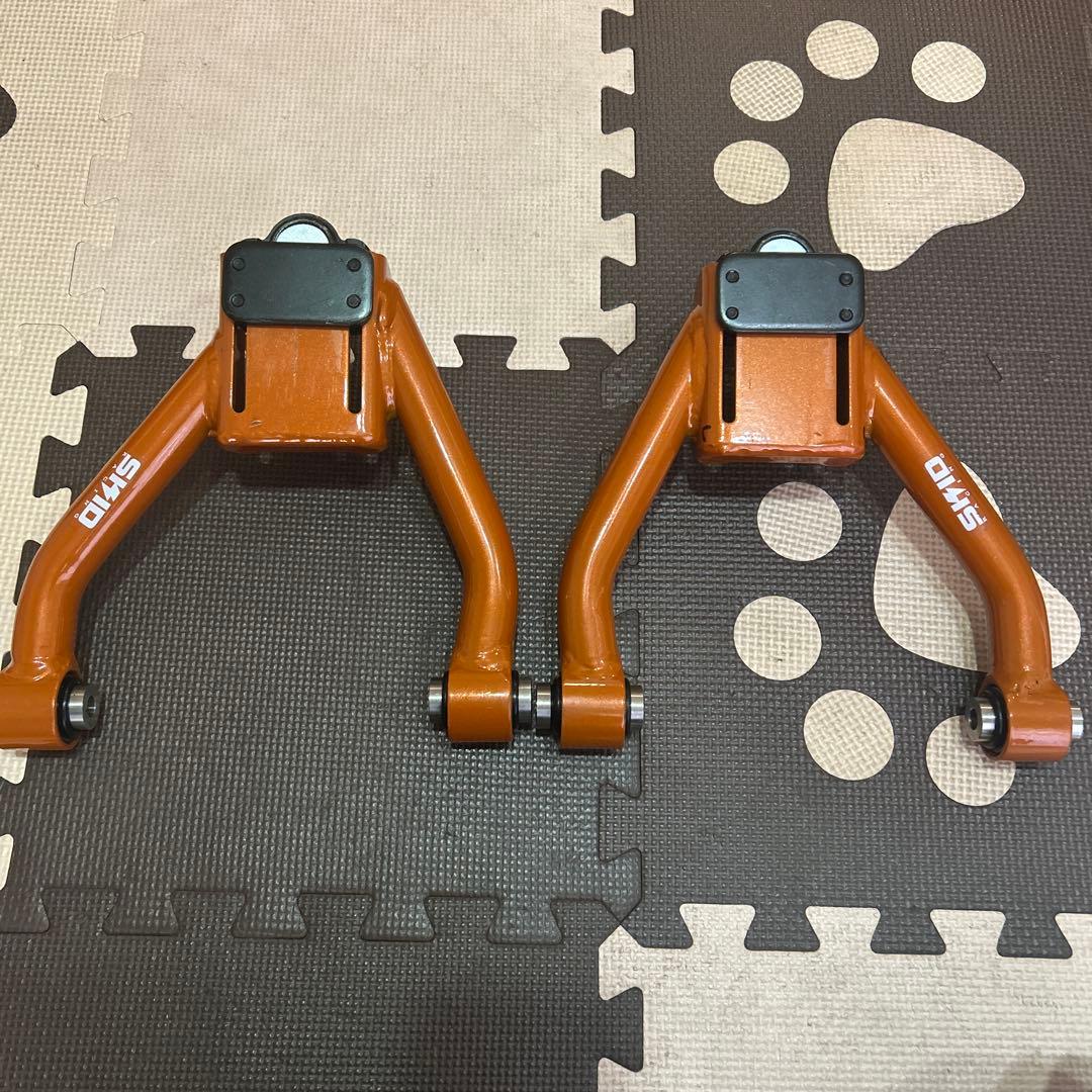 アッパーアーム　マーク2 17クラウン