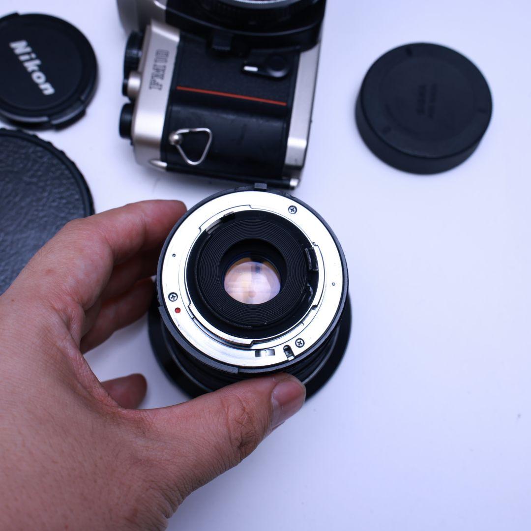 フィルムカメラ Nikon FM10レンズ3本 電池付き