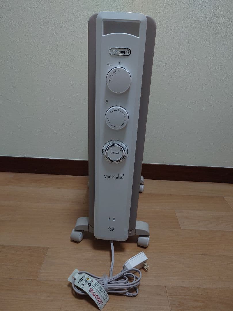 デロンギ　オイルヒーター　VentiCaltro