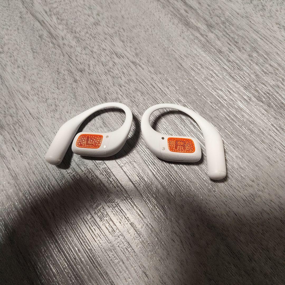 JBL ENDURANCE ZONE ワイヤレスイヤホン ホワイト