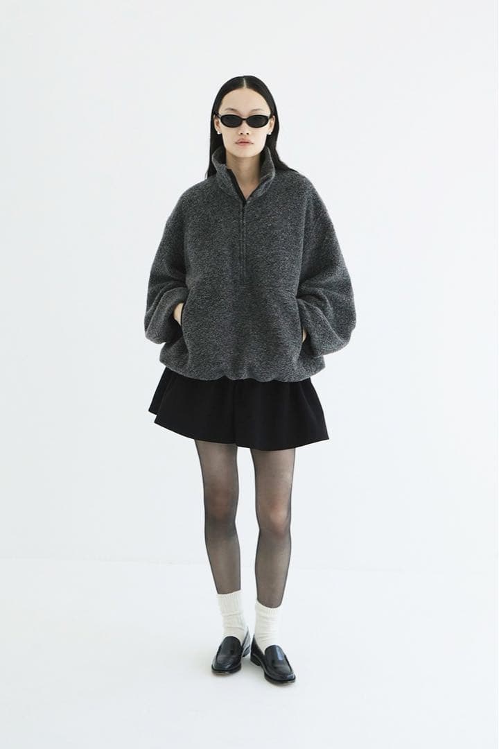 CLANE クラネ　LOW WAIST TUCK SHORT PANTS