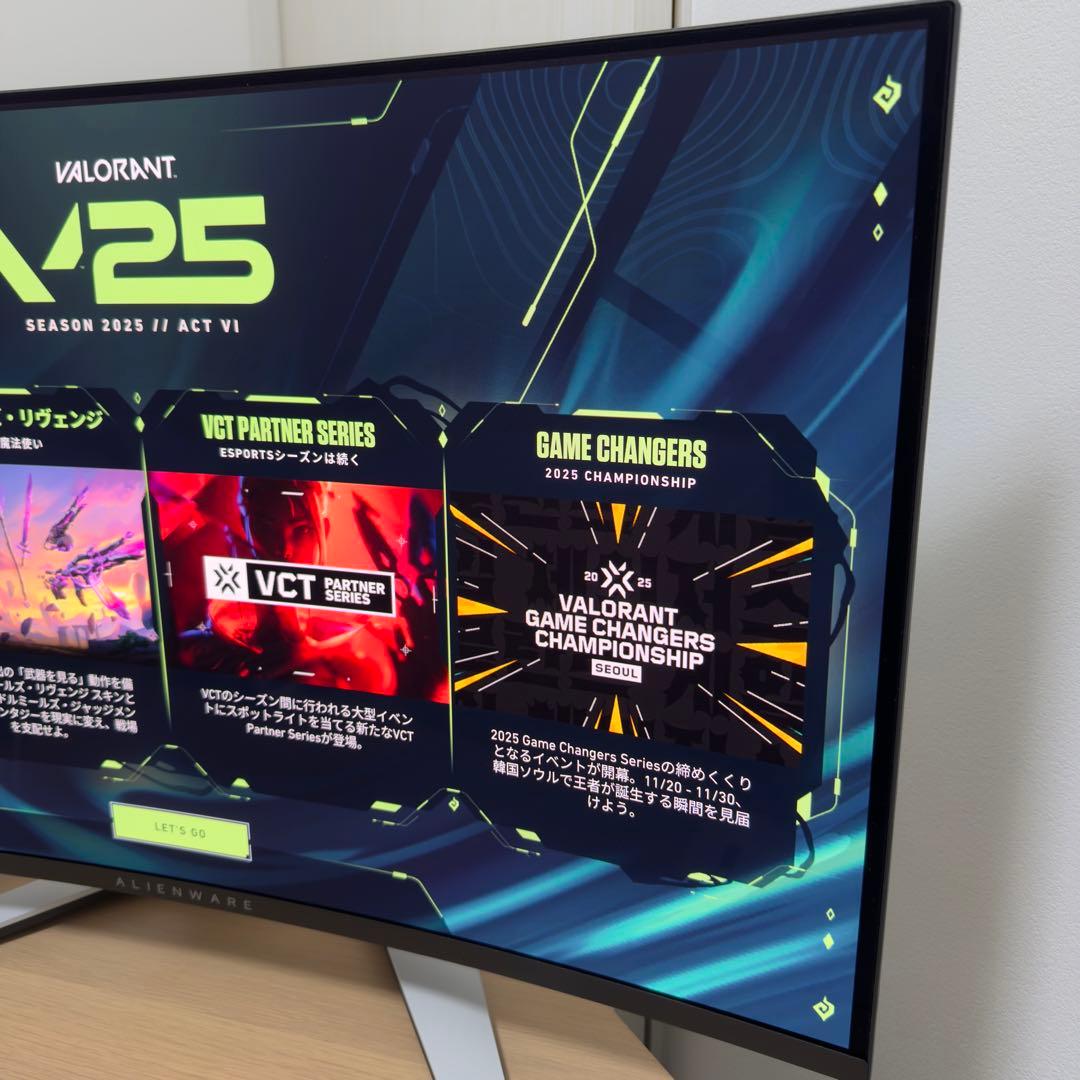 ほぼ新品　AW3225QFAlienware32インチ4K OLED