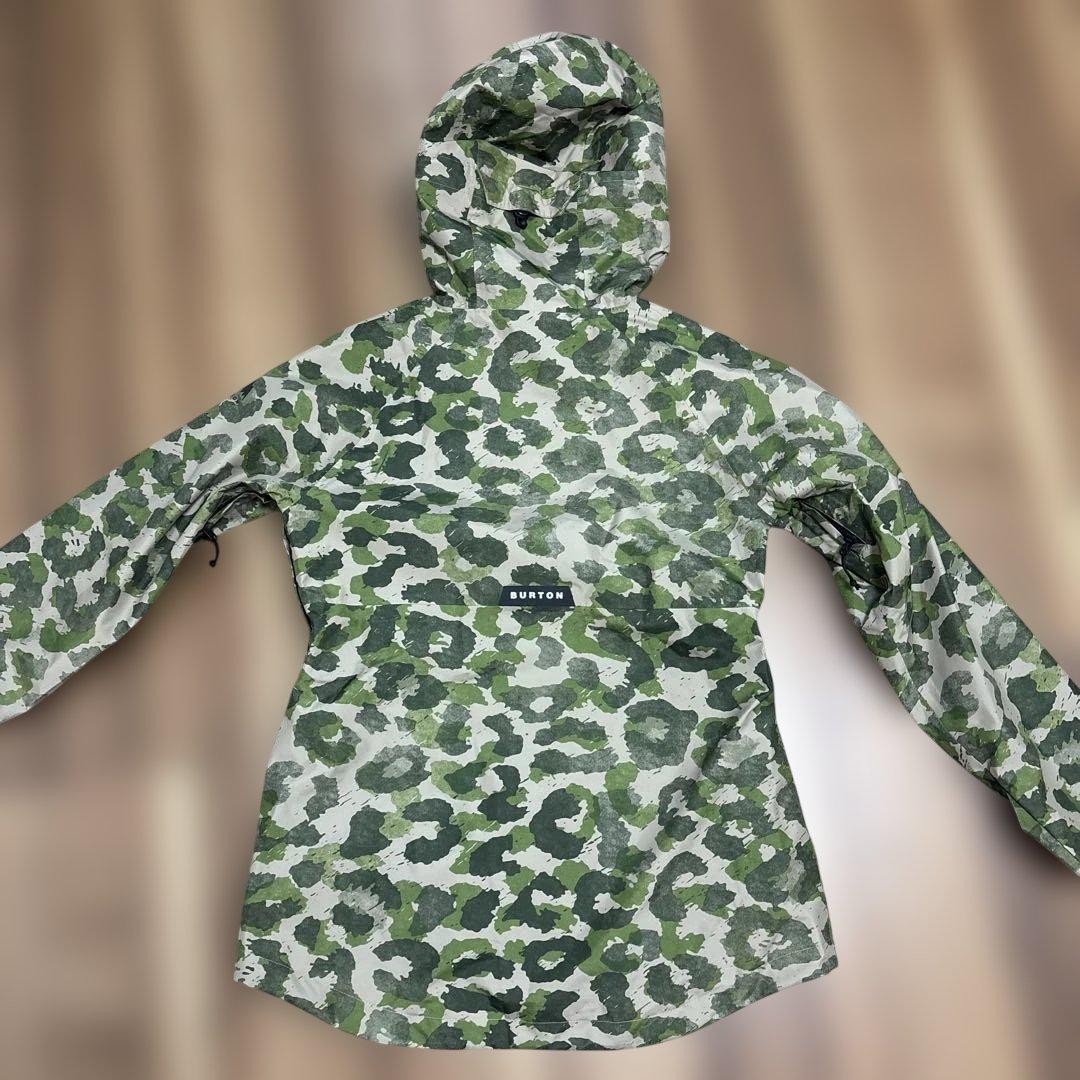 美品　Burton スノーボードジャケット　レディース　Sサイズ　ゴアテックス