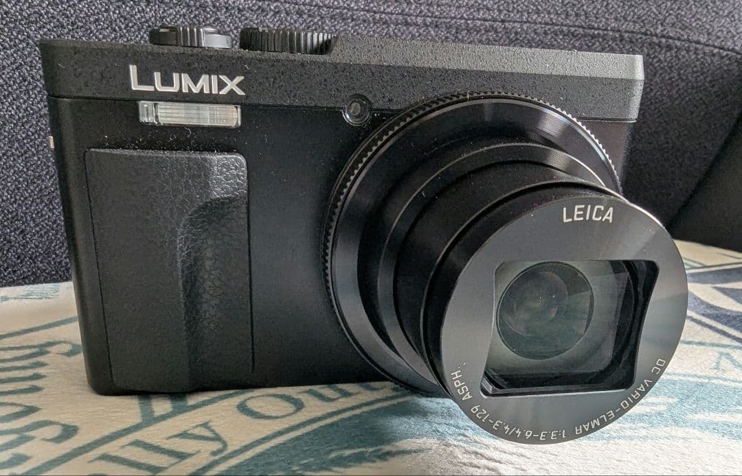 【ほぼ新品】LUMIX DC-TZ90 4Kコンパクトデジタルカメラ