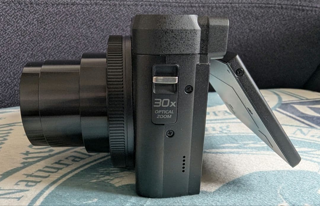 【ほぼ新品】LUMIX DC-TZ90 4Kコンパクトデジタルカメラ