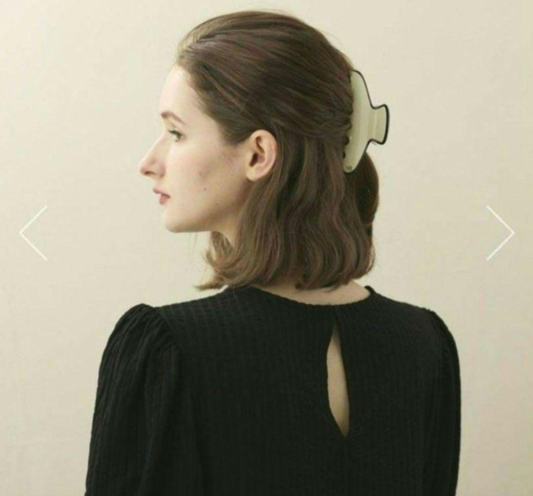【ほぼ未使用】アレクサンドルドゥパリ クリーム×ブラック ヘアクリップ　Lサイズ