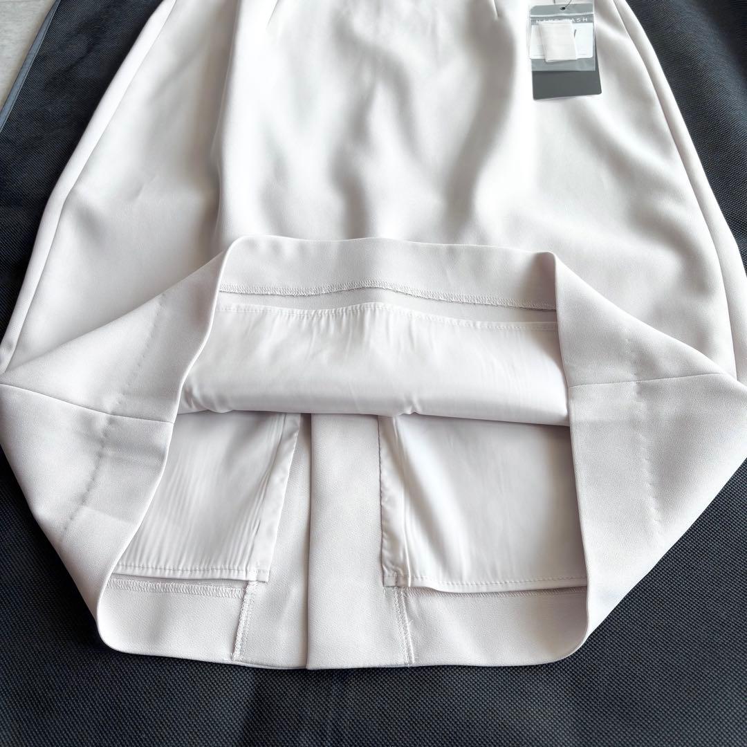 【未使用】クードシャンス カラーレスジャケット スカートスーツ グレージュ 38