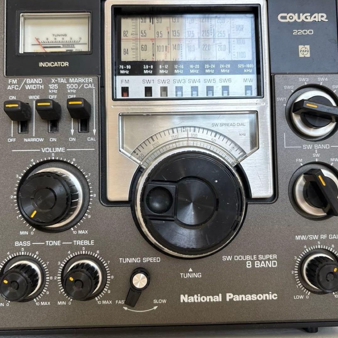 National Panasonic Cougar RF-2200 BCLラジオ
