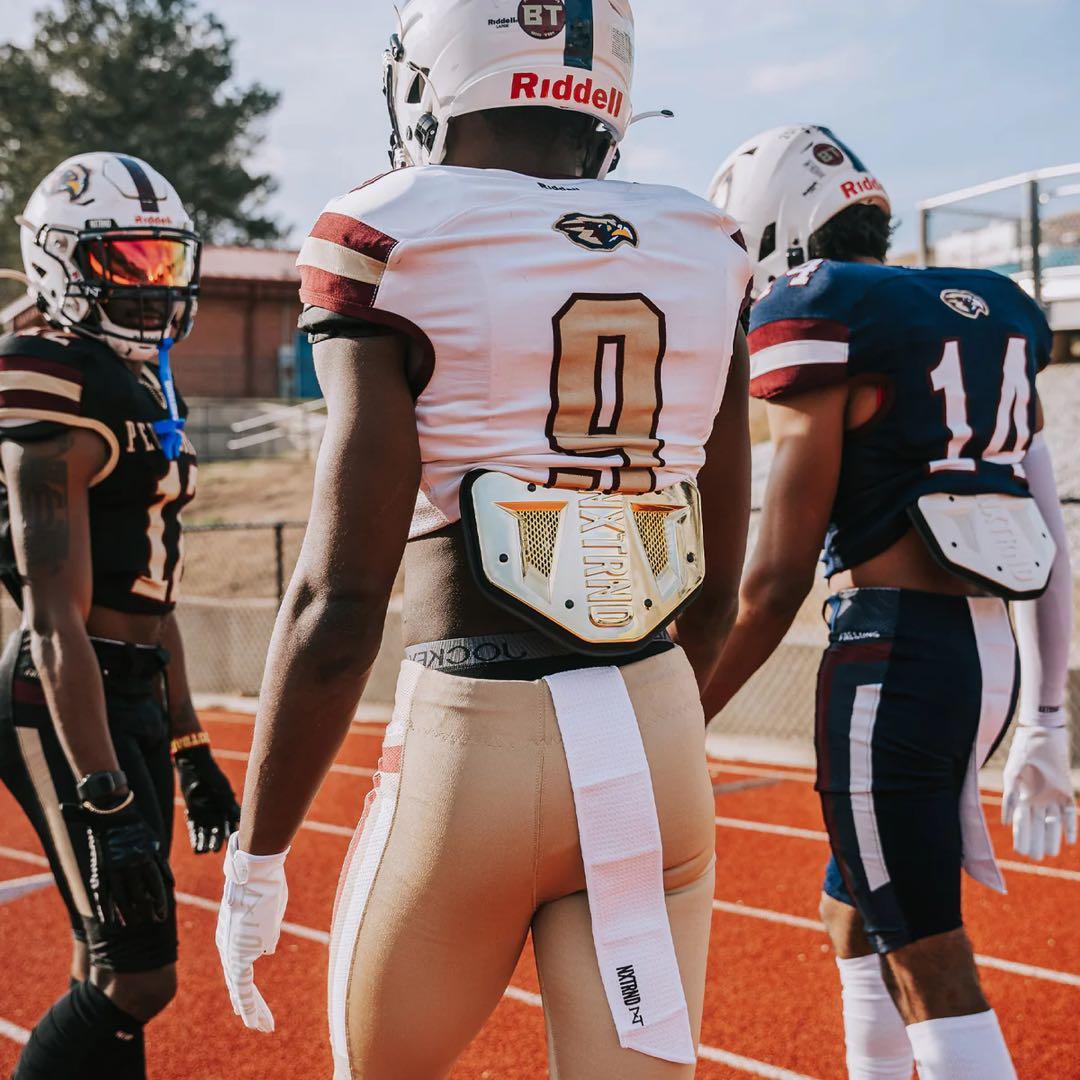 NXTRND B-PLATE　アメフト バックプレート Chrome GOLD