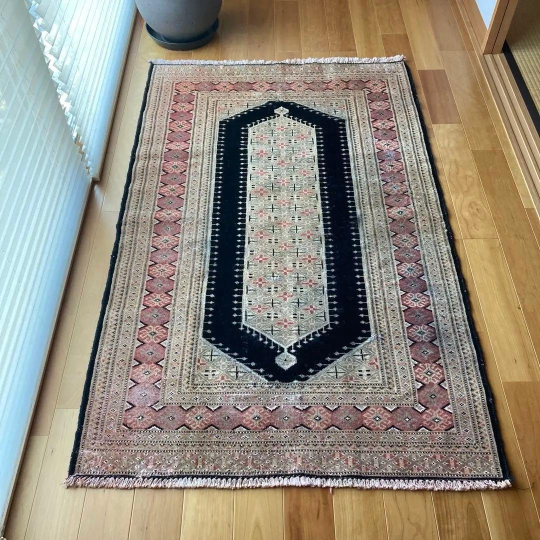 ヴィンテージラグ　トライバルラグ　パキスタン　メダリオン