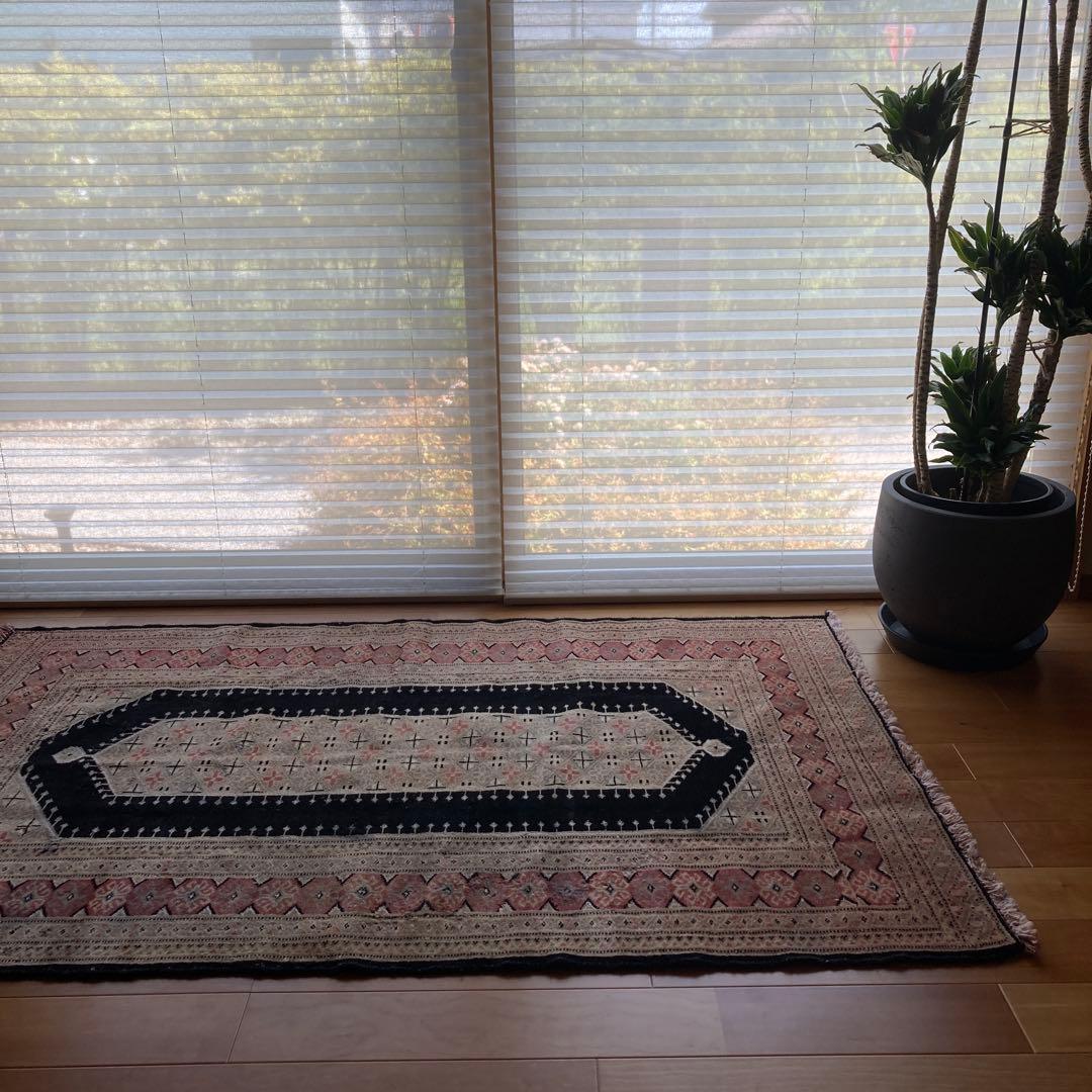 ヴィンテージラグ　トライバルラグ　パキスタン　メダリオン