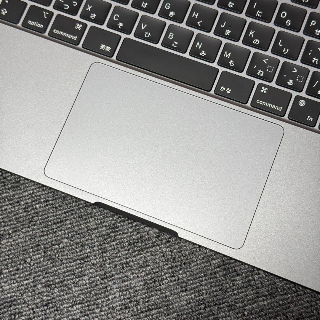 M2 MacBook Air (Mid2022) スペースグレイ ケース付