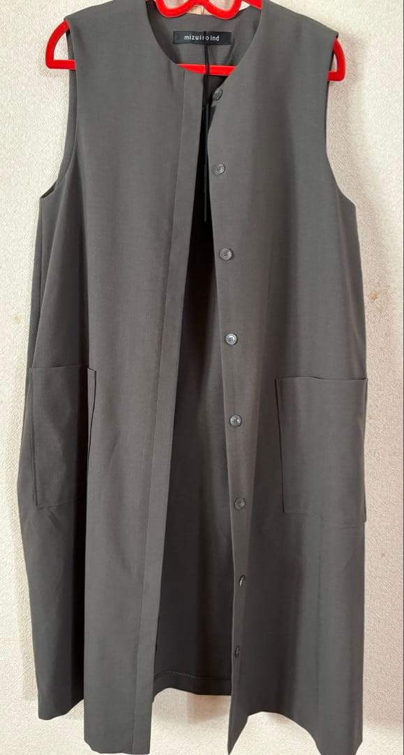 さ*ん様 新品タグつき ミズイロインド mizuiro ind グレー ジレ　ベ