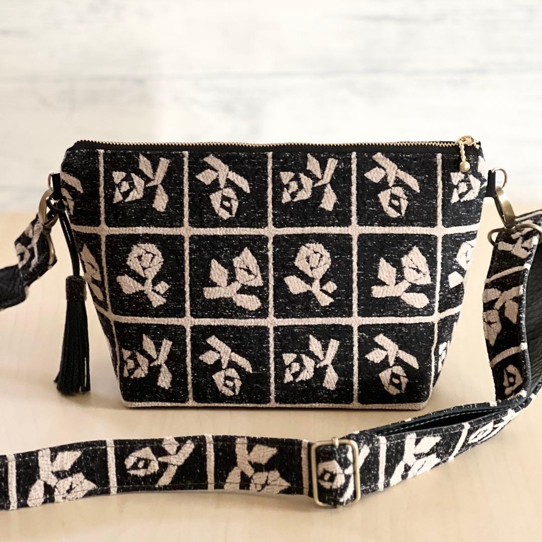 ミナペルホネン Lulu small beigeショルダーバッグ&ストラップ