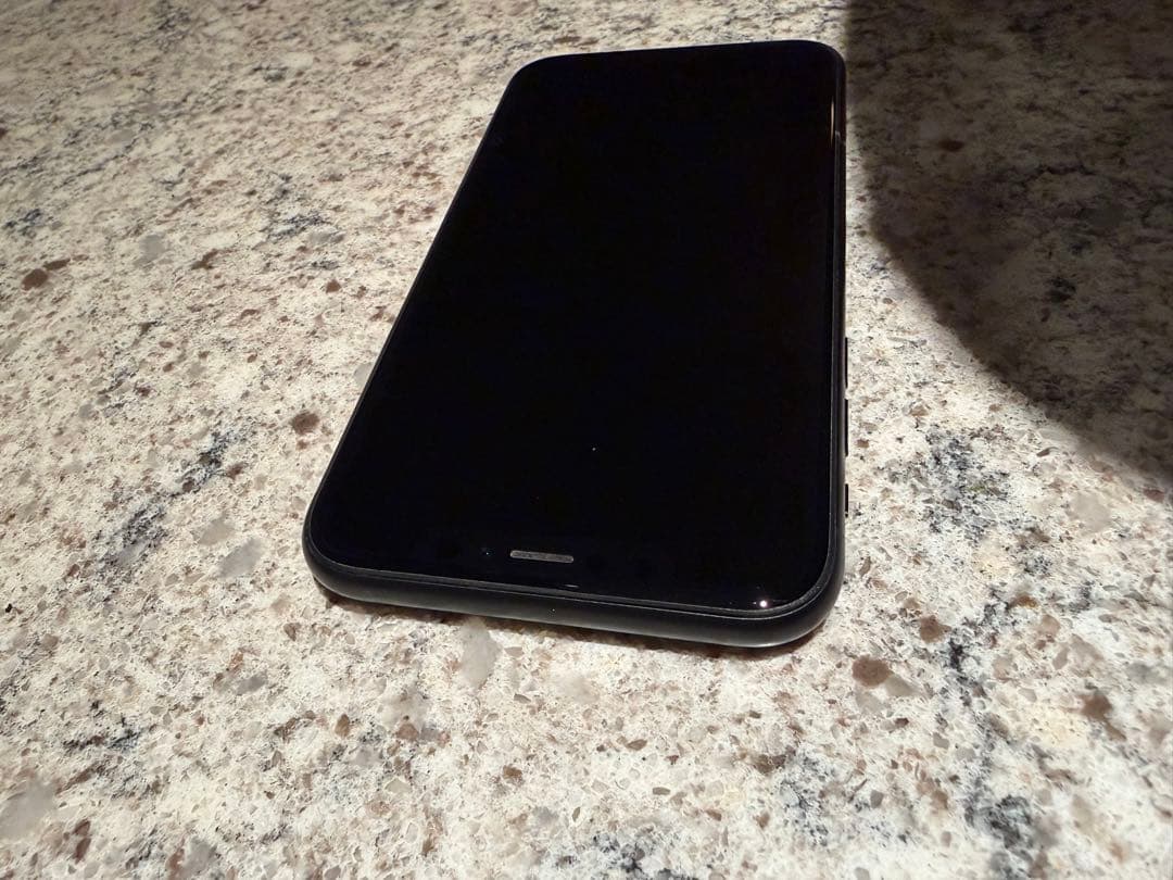 iPhoneXR 128GB SIMフリー