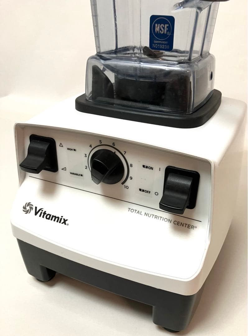 美品 動作保証 Vitamix バイタミックス ブレンダー VM0111