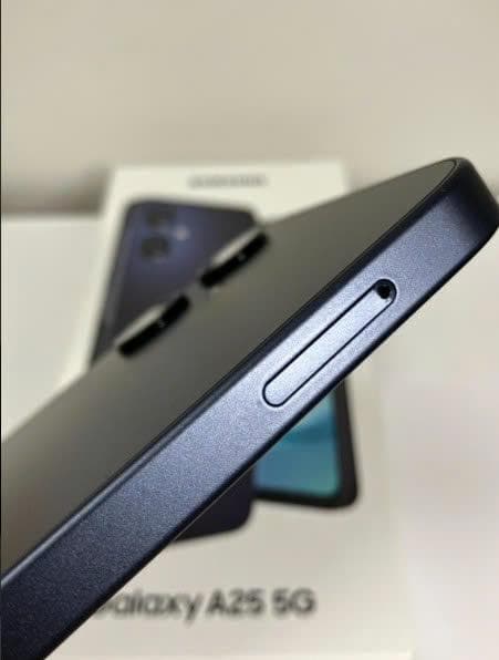 サムスン　Samsung Galaxy A25 5G Black ダークブルー