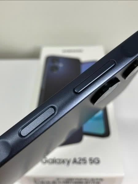 サムスン　Samsung Galaxy A25 5G Black ダークブルー