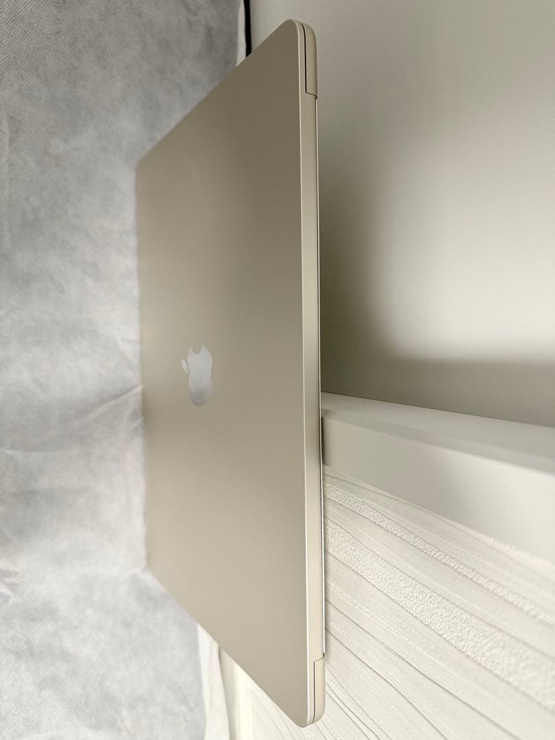 【美品】Macbook Air M2 13インチ 8GB 512GB SSD