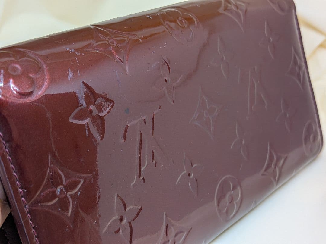 ルイヴィトン ヴェルニ 長財布 ボルドーLOUIS VUITTON モノグラム