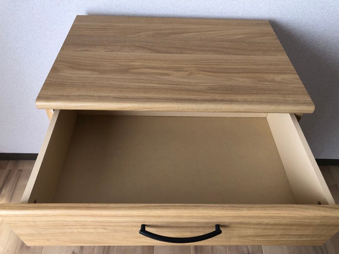 モダンな引き出し付きローボード①