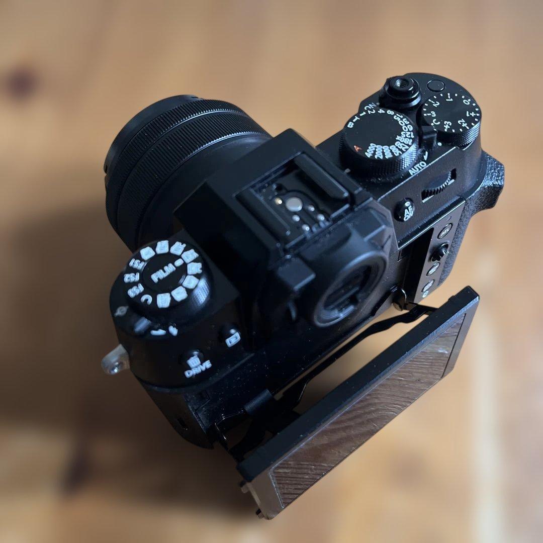 Fujifilm X-T50 ミラーレスカメラ 15-45mmレンズ付き