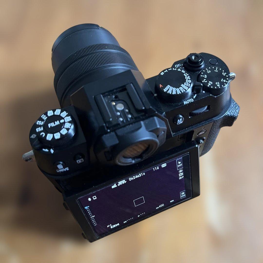 Fujifilm X-T50 ミラーレスカメラ 15-45mmレンズ付き