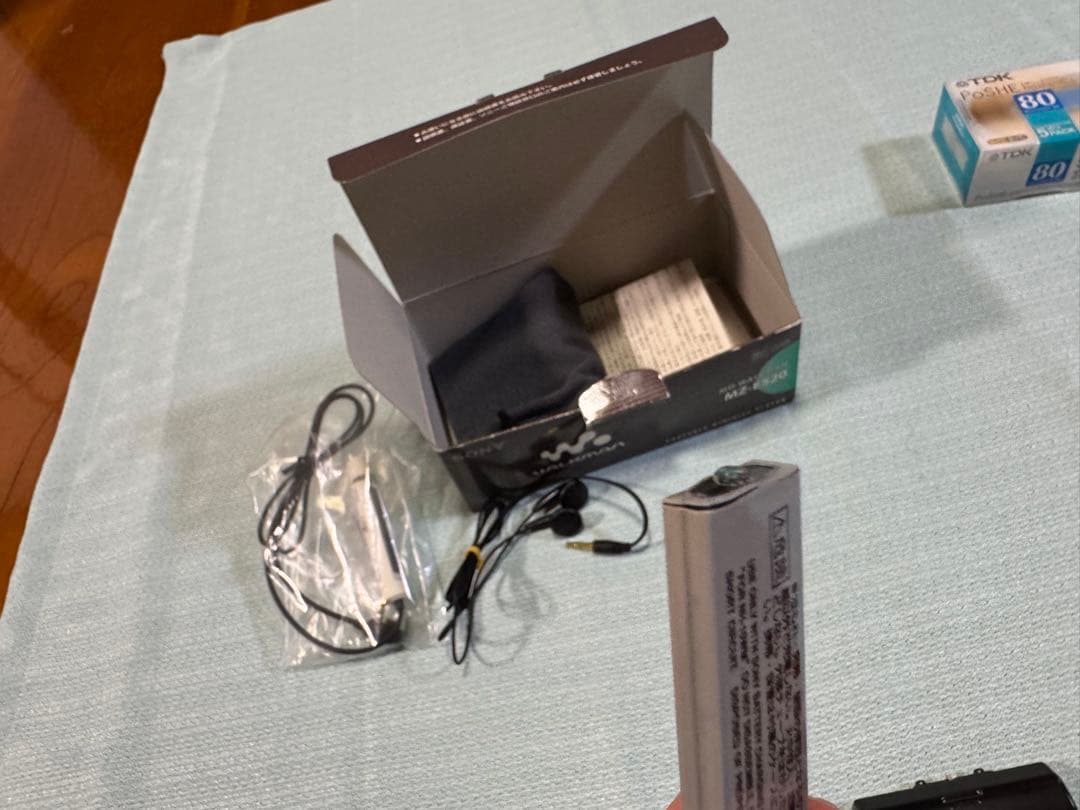 MD WALKMAN MZ-E520(欠品有) & MDディスク5枚 動作未確認