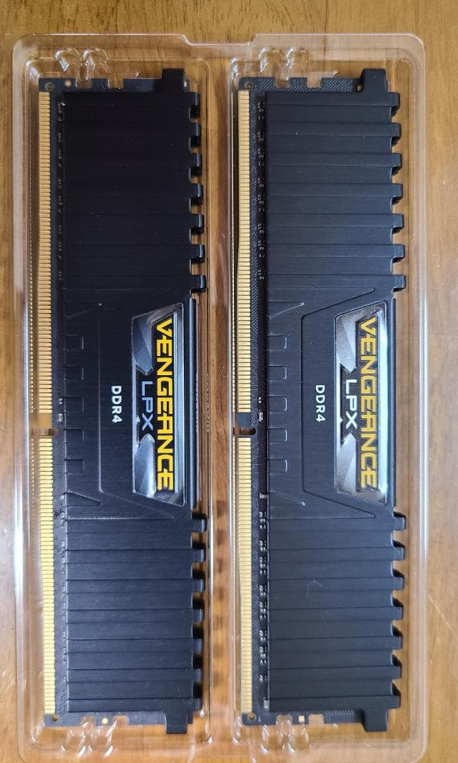 メモリー Corsair Vengeance LPX DDR4 16GB 2666MHz
