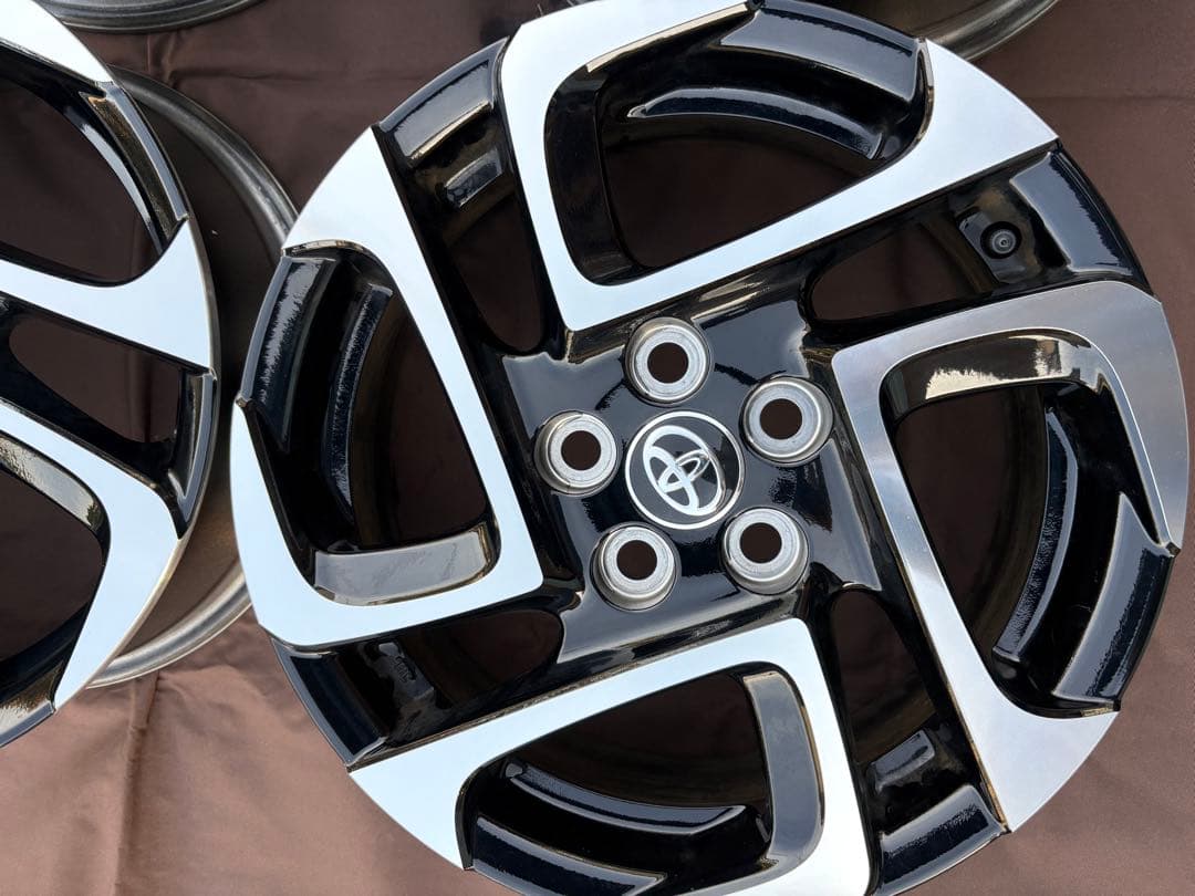 シエンタ　10系　純正アルミ　① ナット付き