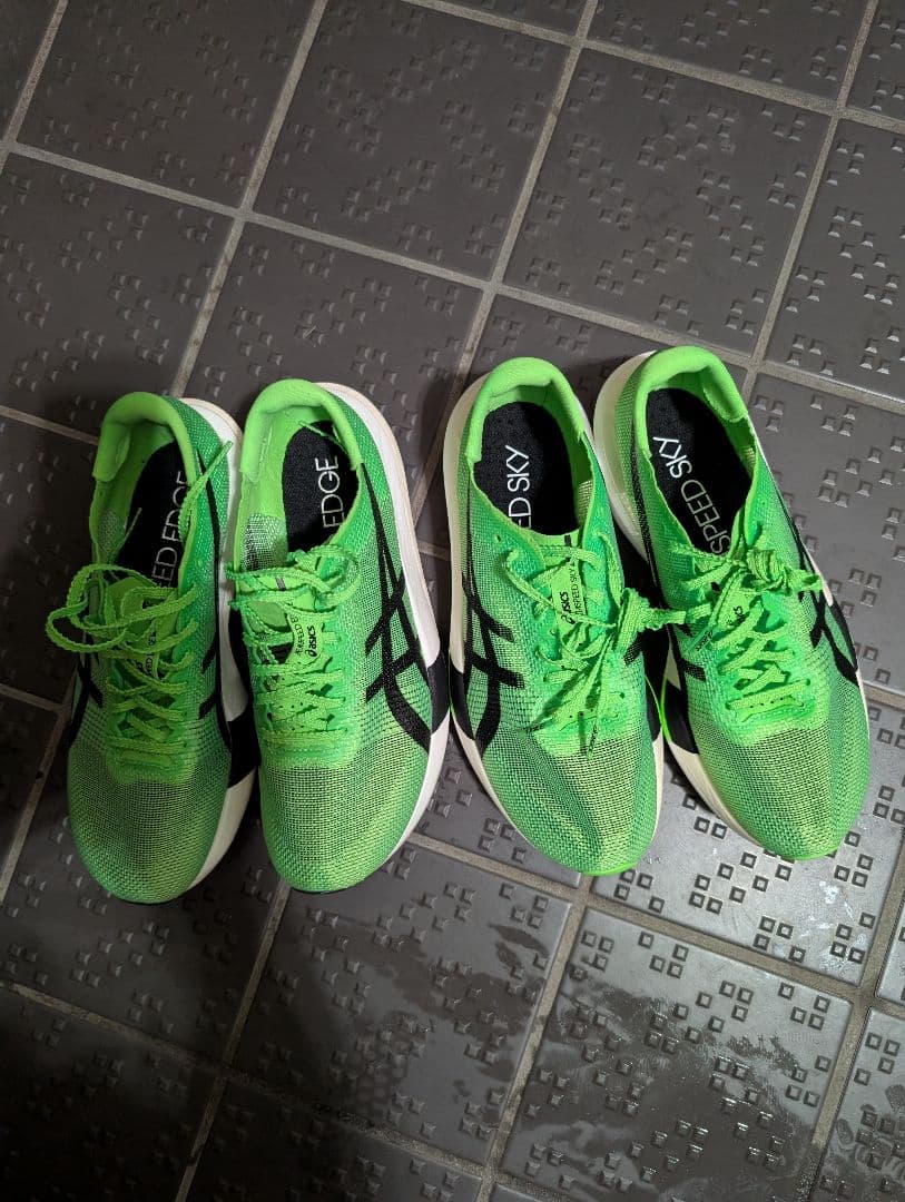 【美品】アシックス　メタスピードスカイtokyo　25.0 cm