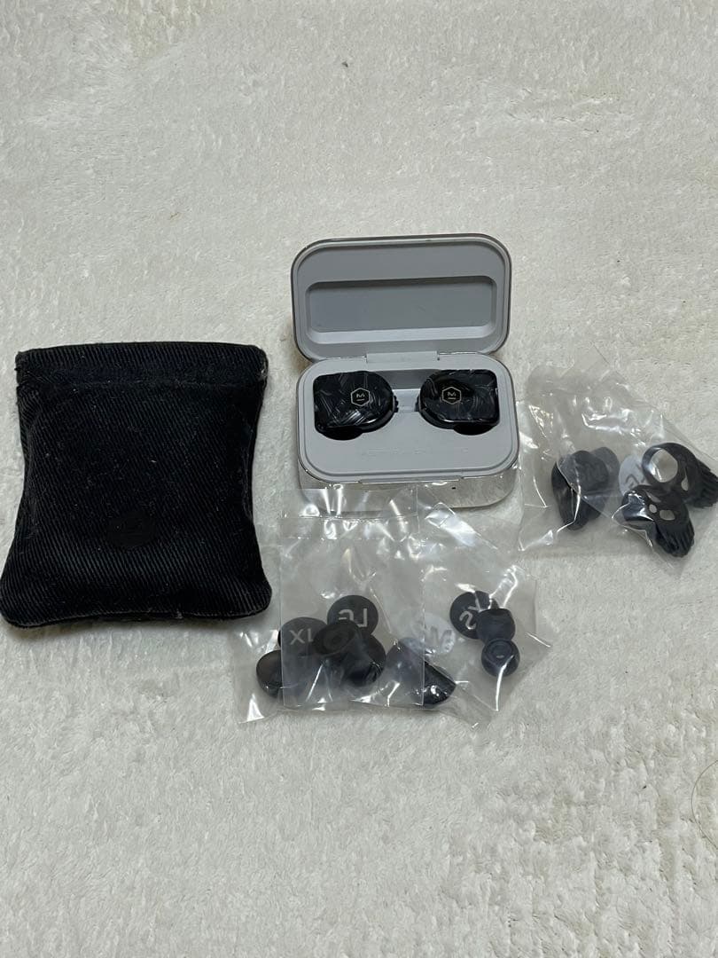 master&dynamic MW07 PLUS 大理石カラー