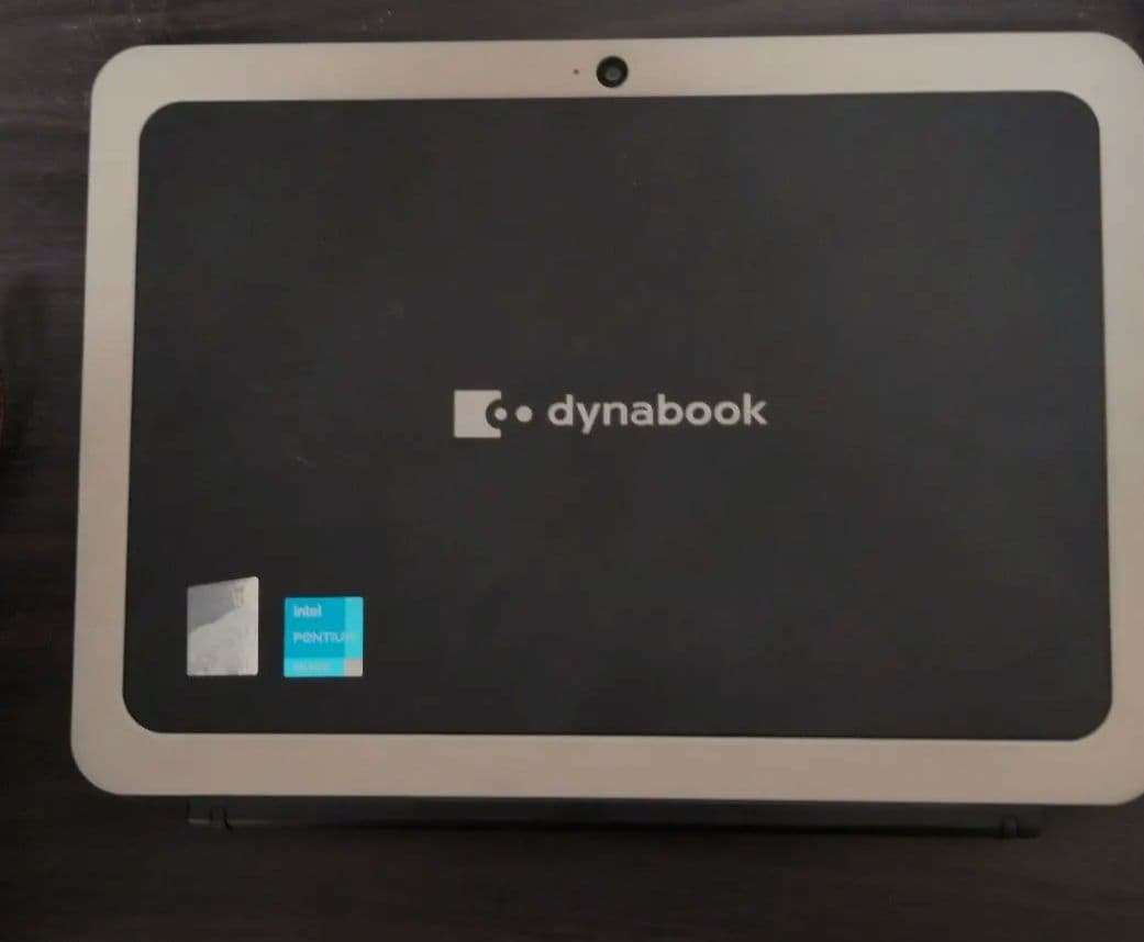 dynabook K70 ノートPC 本体 2in1 タッチスクリーン