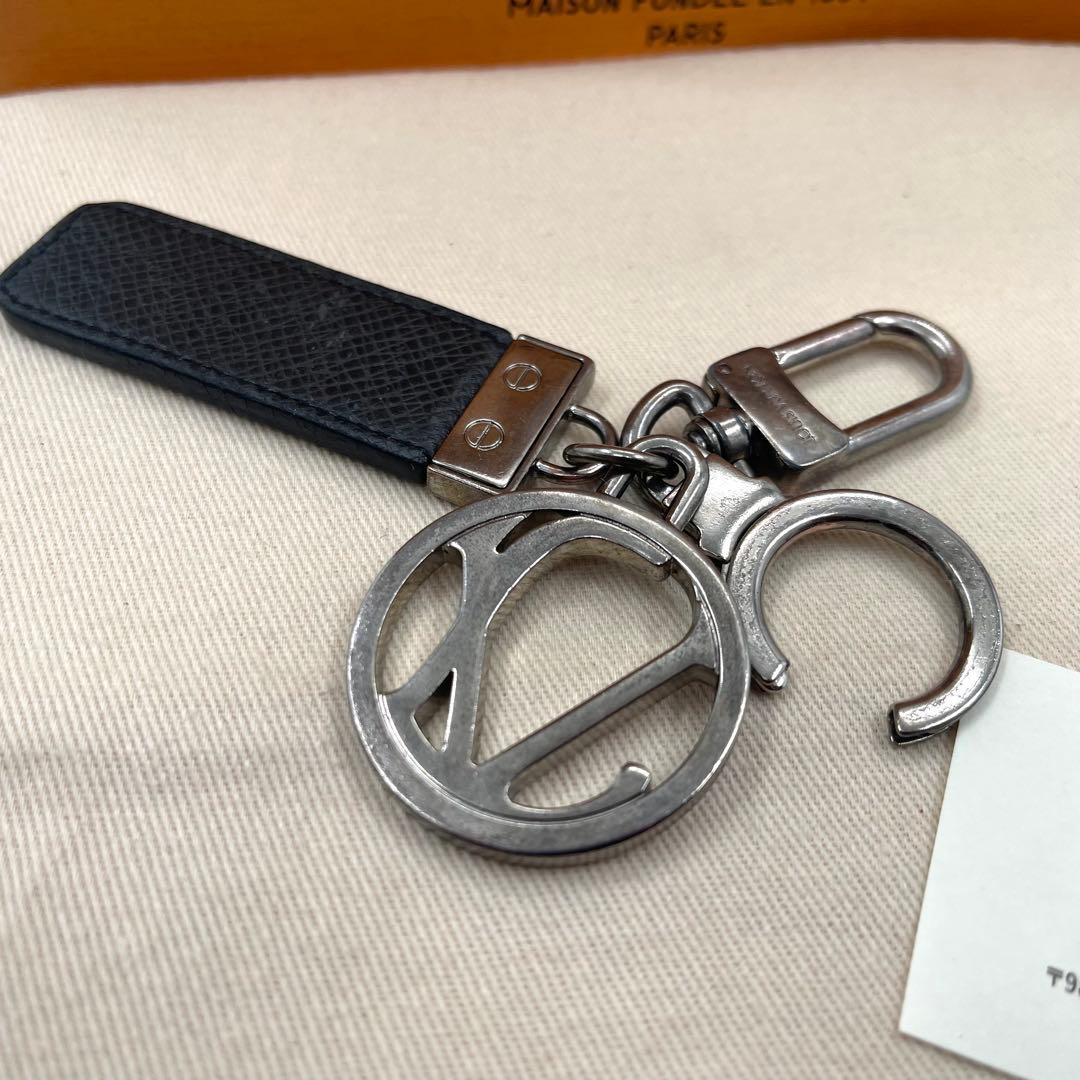 ルイヴィトン キーホルダー キーリング タイガ　ＬＶクラブ　794