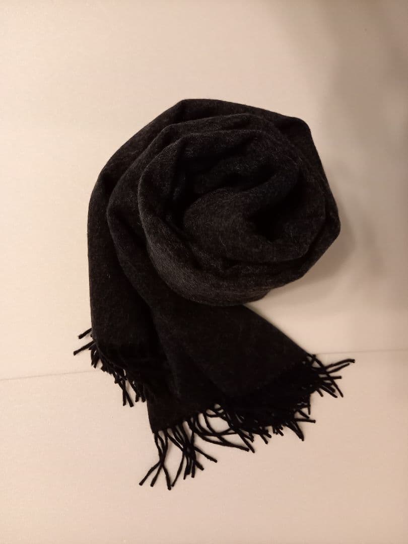 美品）トムフォード マフラー(イタリア製）