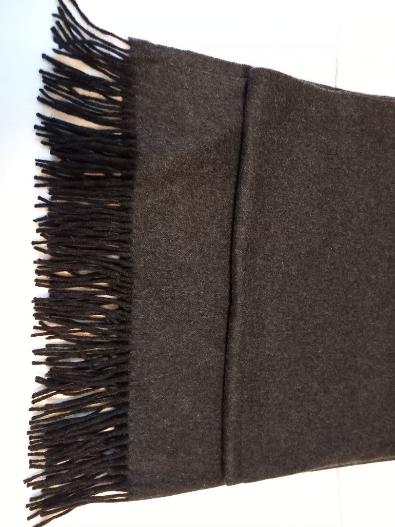 美品）トムフォード マフラー(イタリア製）