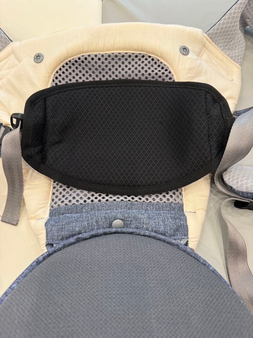 ひろみミキハウス ポグネイ 抱っこ紐 ネイビー デニム調