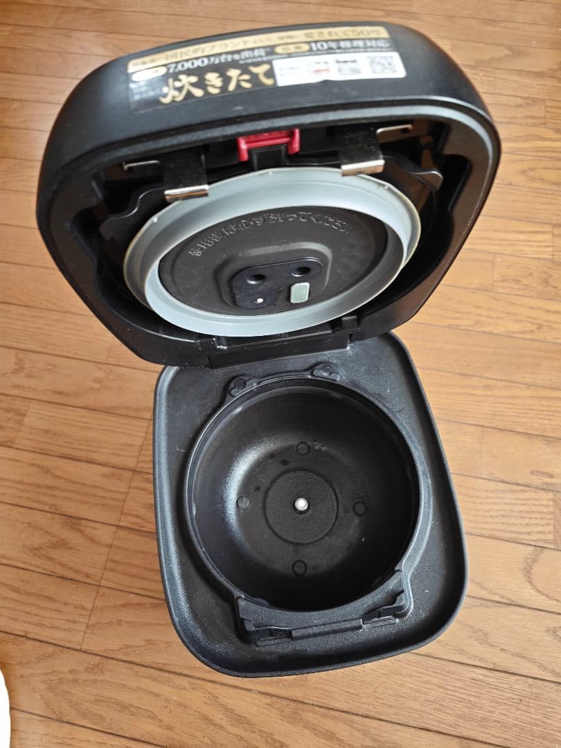 値下:TIGER炊飯器 土鍋圧力IH式 JPJ-A060 3.5合炊き