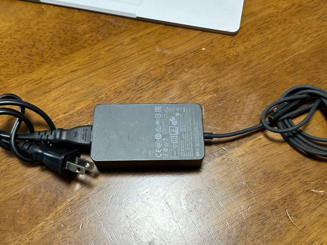 ヘッドホン Microsoft Surface Book