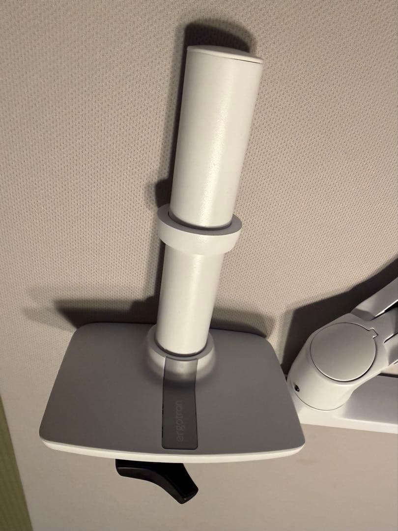 エルゴトロン LX ホワイト　モニターアーム