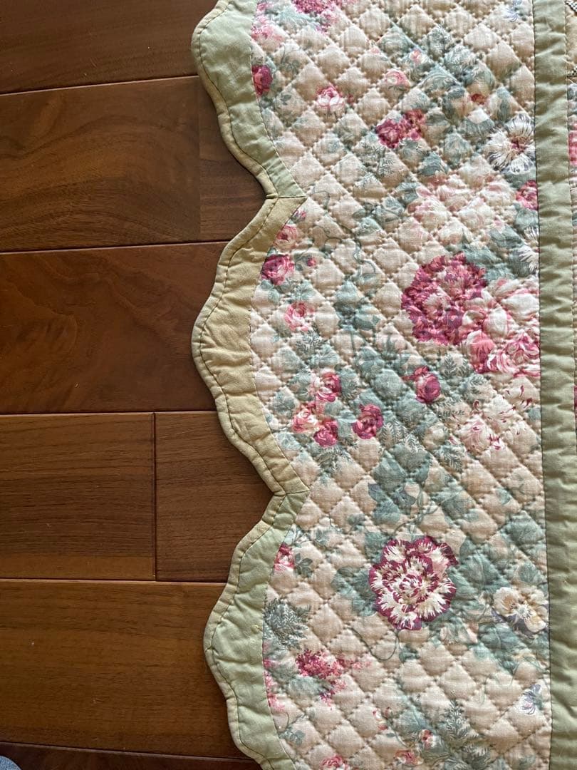 花柄キルティング大判キルト