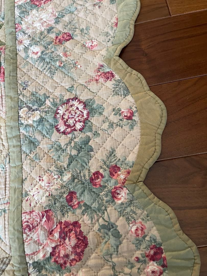 花柄キルティング大判キルト