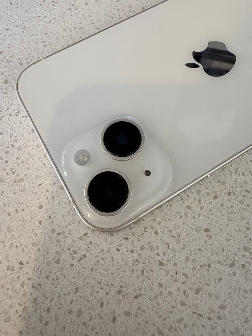 【美品】Apple iPhone 14 スターライト　128GB SIMフリー