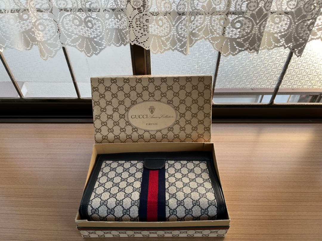 美品　OLD GUCCI クラッチバック　ヴィンテージGGスプリーム　箱付き