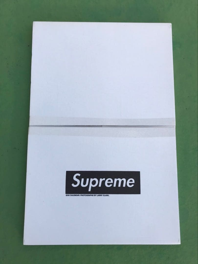 supreme カレンダー larry clark レア 新品 未使用 未開封