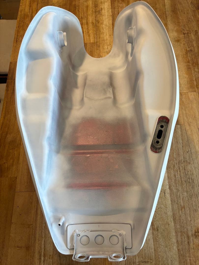 KAWASAKI ゼファー400 純正タンク　レストア品　仕上げ用