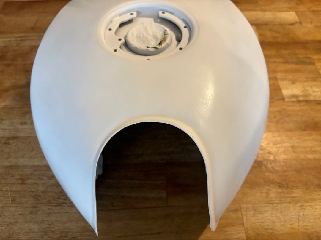 KAWASAKI ゼファー400 純正タンク　レストア品　仕上げ用