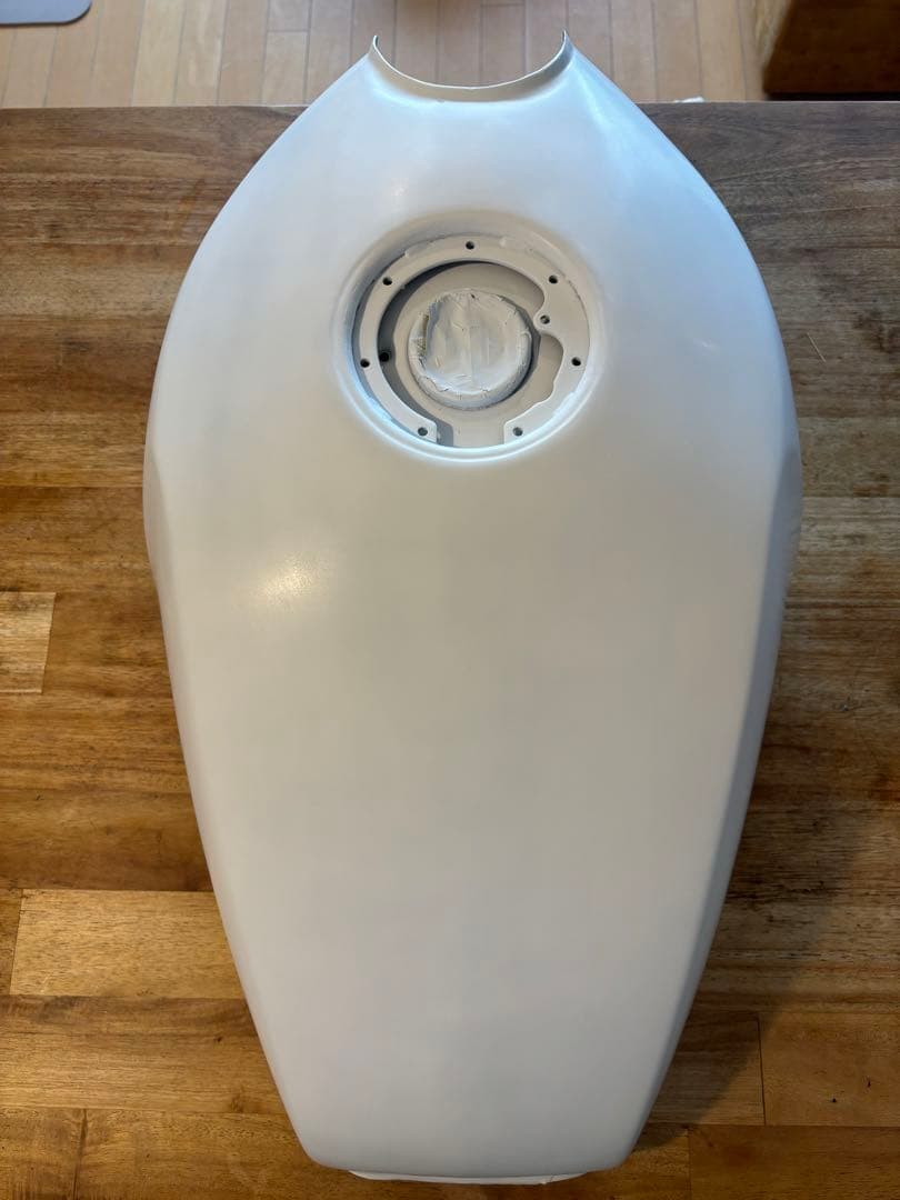 KAWASAKI ゼファー400 純正タンク　レストア品　仕上げ用