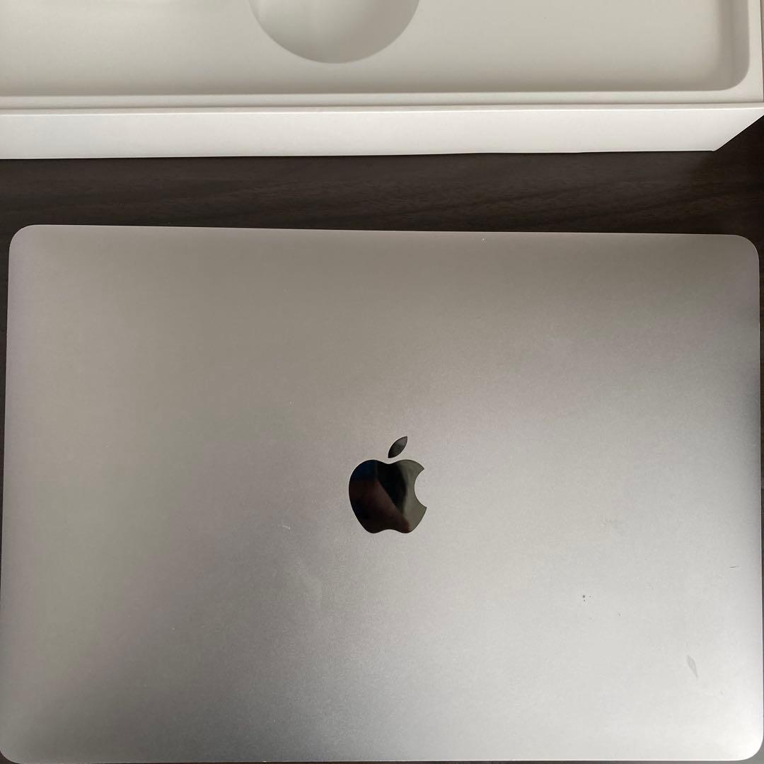 MacBook Pro 2017 スペースグレー 充電器、覗き見フィルタ、箱付き